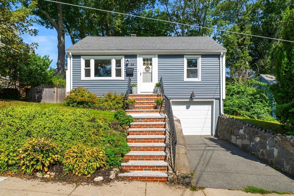 26 Macdonald St, Boston MA 02136