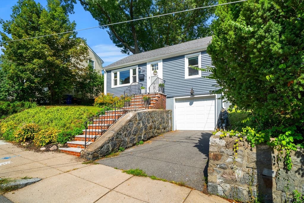 Single Family Residence at 26 Macdonald St, Boston MA 02136, Boston, photo 4 of 41
