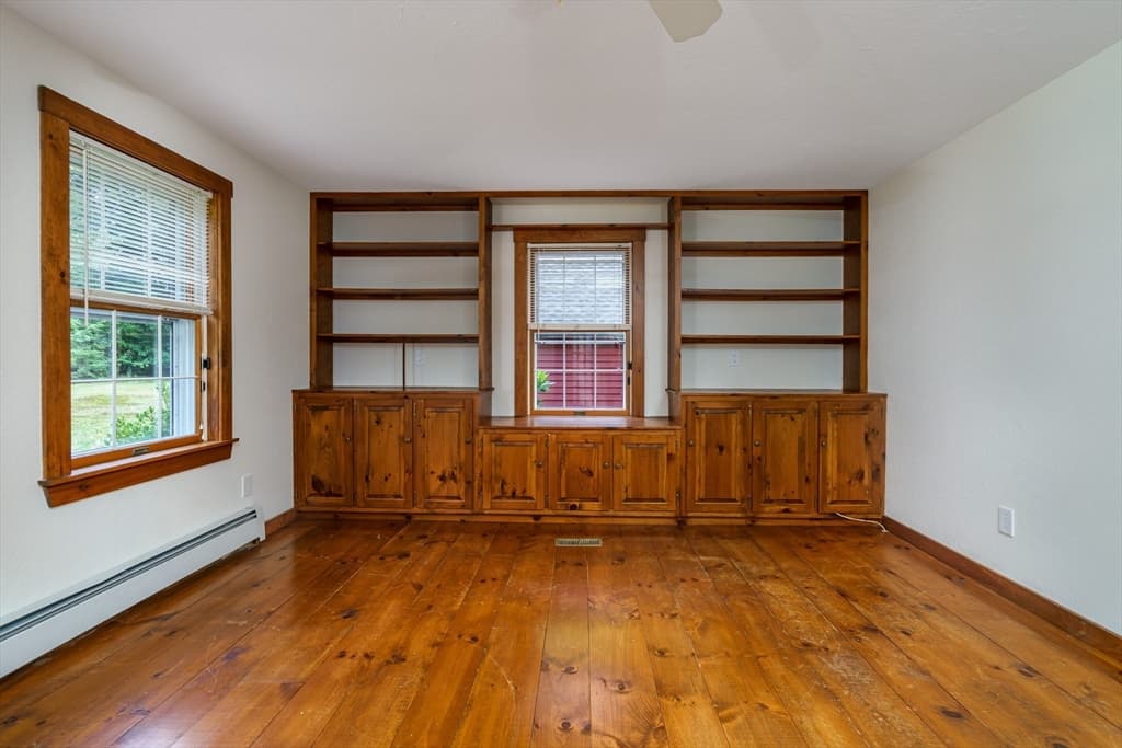 Single Family Residence at 123 Saunders Street, Gardner MA 01440, Gardner, photo 7 of 42