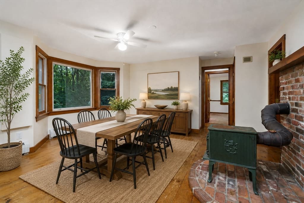 Single Family Residence at 123 Saunders Street, Gardner MA 01440, Gardner, photo 9 of 42