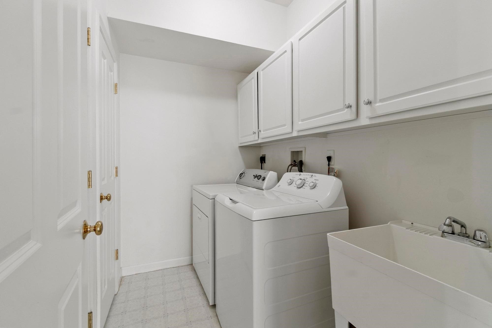 Condominium at 18 Hartland Way # 18, Acton MA 01720, Acton, photo 27 of 40