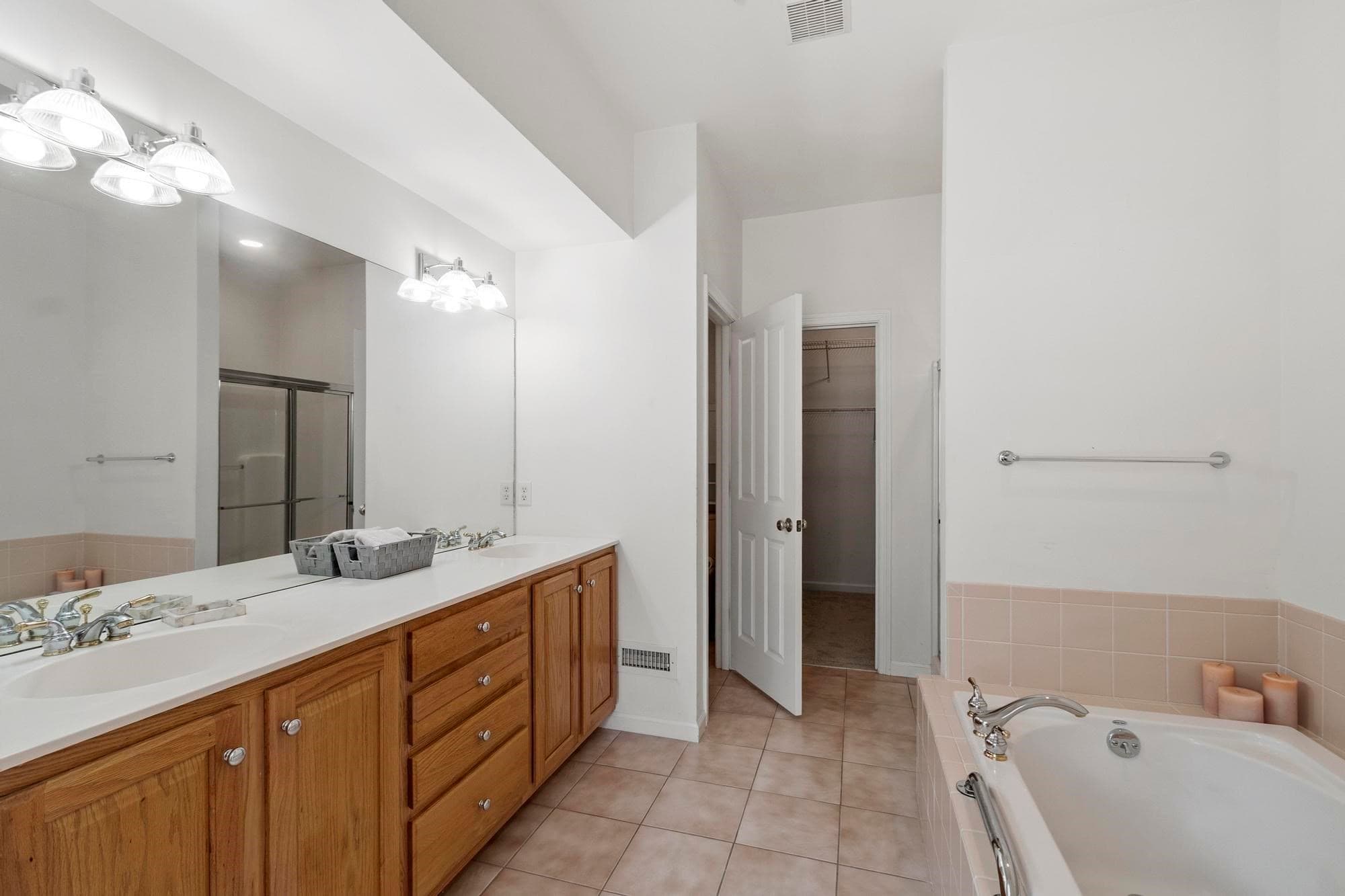 Condominium at 18 Hartland Way # 18, Acton MA 01720, Acton, photo 21 of 40