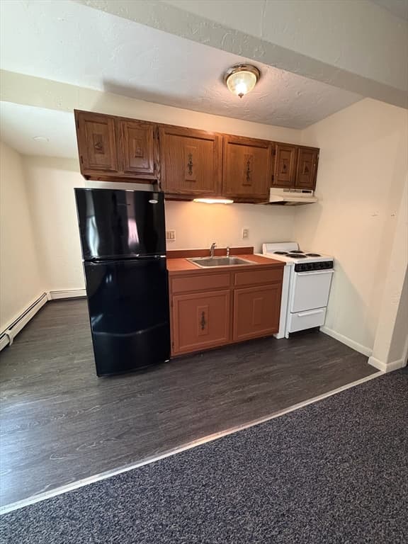 5-9 Family at 8-12 Exchange Ct, Waltham MA 02451, Waltham, photo 14 of 14