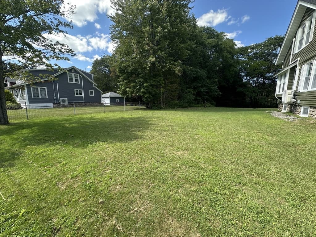 Single Family Residence at 9 Idalla Ave, Worcester MA 01606, Worcester, photo 13 of 15