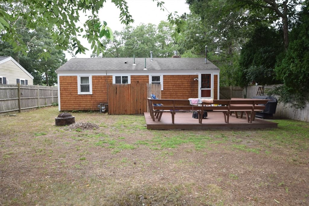 Single Family Residence at 16 Circuit Rd E, Yarmouth MA 02601, Yarmouth, photo 14 of 15