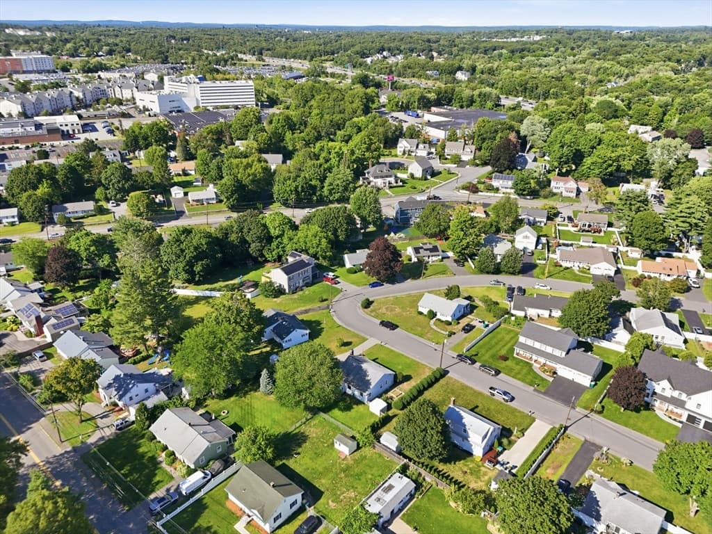 Single Family Residence at 16 Robert Ave, Woburn MA 01801, Woburn, photo 37 of 38