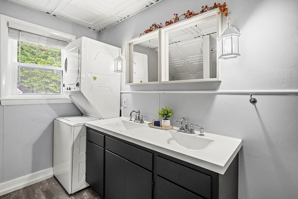 Single Family Residence at 53 Sewall St, Marblehead MA 01945, Marblehead, photo 21 of 28
