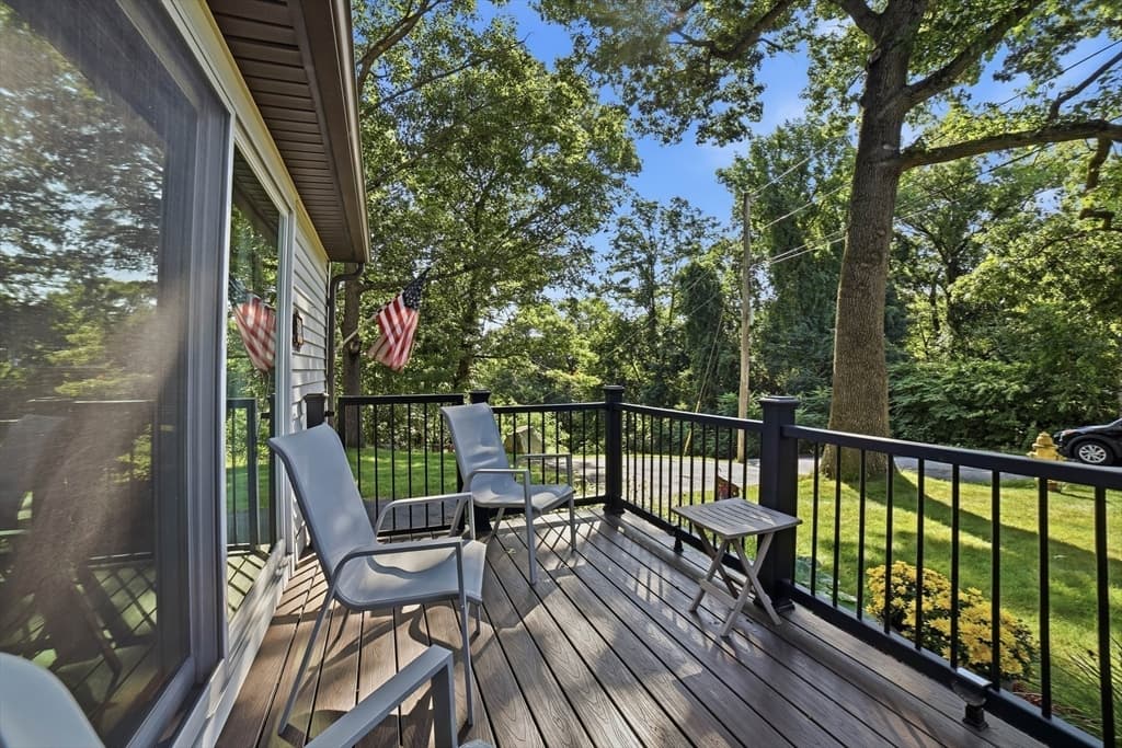 Single Family Residence at 31-A Belcourt Rd, Worcester MA 01605, Worcester, photo 13 of 42
