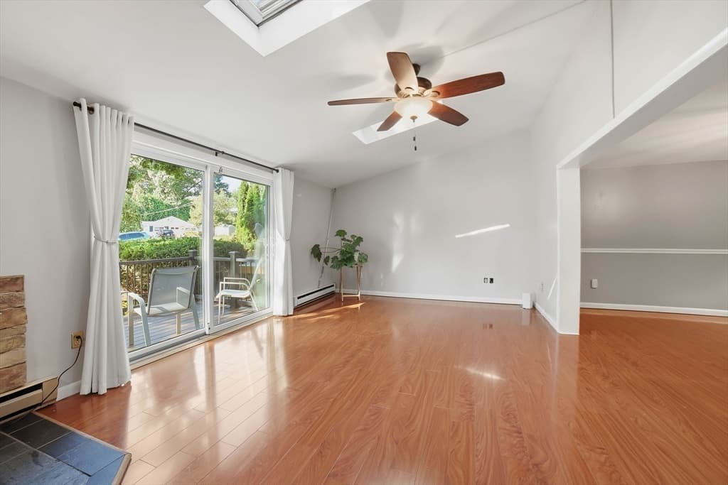 Single Family Residence at 31-A Belcourt Rd, Worcester MA 01605, Worcester, photo 11 of 42
