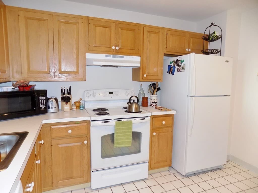 Condominium at 350 Revere Beach Blvd # 2C, Revere MA 02151, Revere, photo 6 of 40