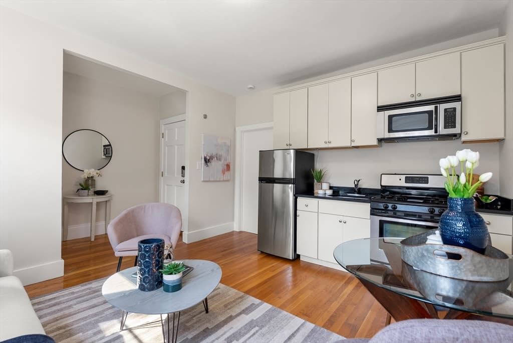 Condominium at 51 Lopez Street # 4, Cambridge MA 02139, Cambridge, photo 6 of 14