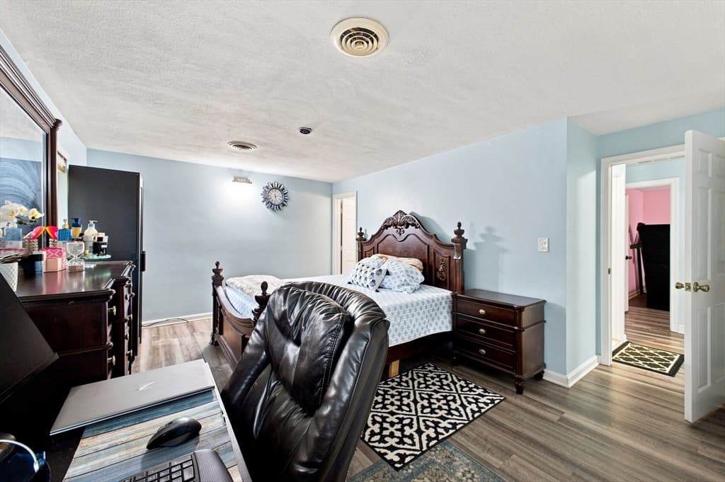Condominium at 95 Commons Dr # 107, Shrewsbury MA 01545, Shrewsbury, photo 14 of 39