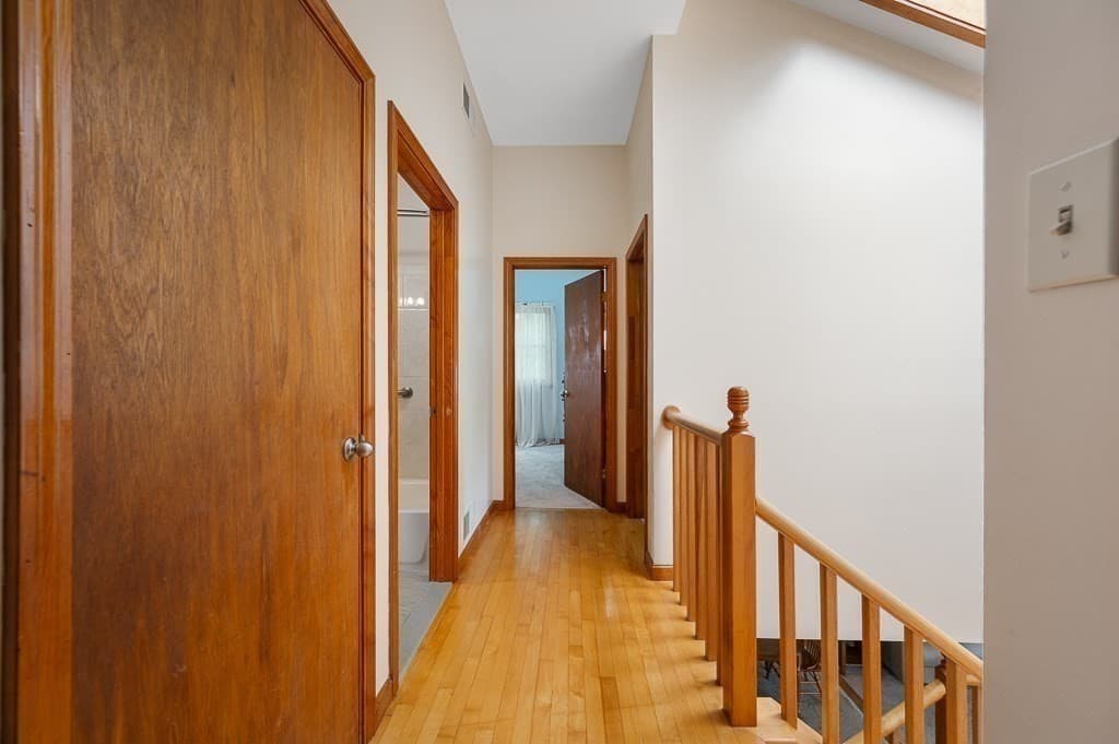 Single Family Residence at 5 Abenaki St, Hubbardston MA 01452, Hubbardston, photo 35 of 42