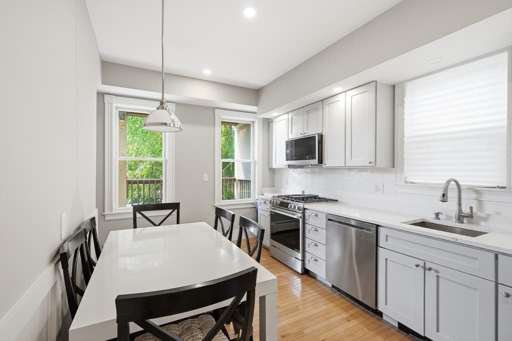 Condominium at 9 Hatch St # 2, Boston MA 02127, Boston, photo 17 of 25