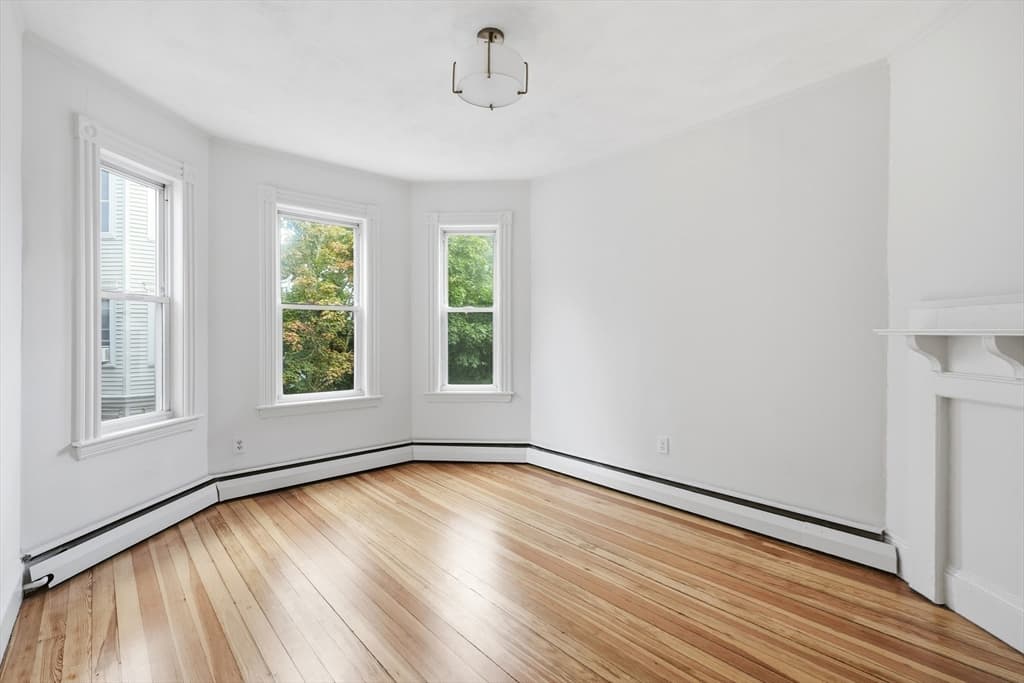 Condominium at 9 Hatch St # 2, Boston MA 02127, Boston, photo 3 of 25