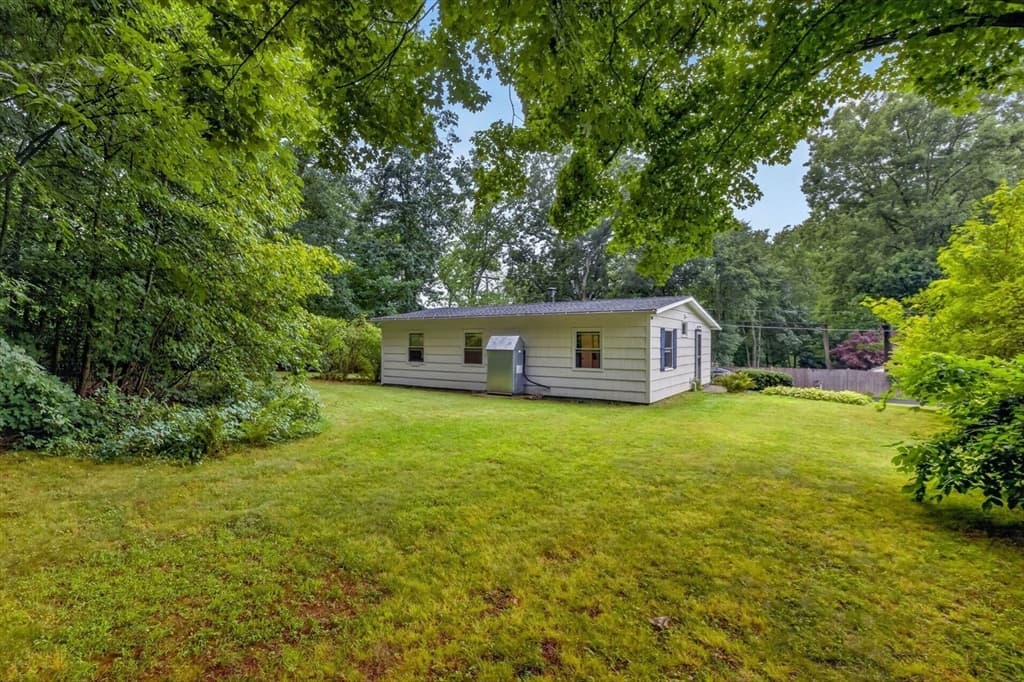Single Family Residence at 6 Fernbrook Rd, Northborough MA 01532, Northborough, photo 24 of 26