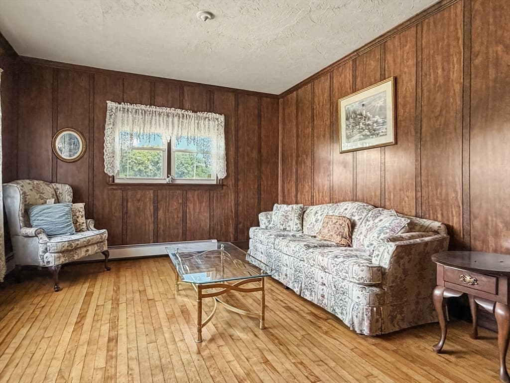 Single Family Residence at 434 Hamilton, Worcester MA 01604, Worcester, photo 6 of 32