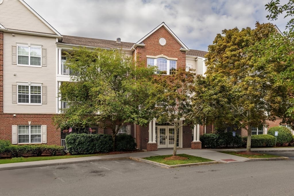 Condominium at 172 Haverhill St # 219, Andover MA 01810, Andover, photo 25 of 29