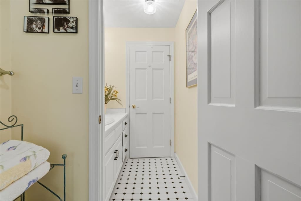 Single Family Residence at 536 Longley Rd, Groton MA 01450, Groton, photo 23 of 42