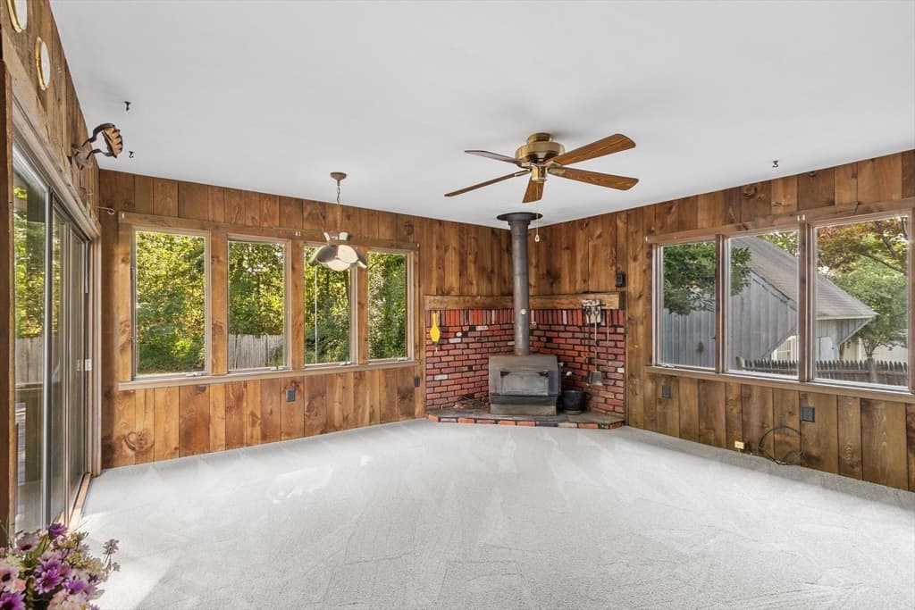 Single Family Residence at 403 Middlesex Turnpike, Billerica MA 01821, Billerica, photo 16 of 33