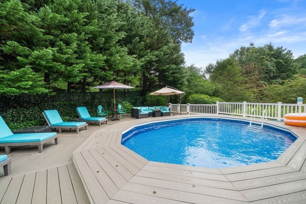 Single Family Residence at 2 Silver Lake Dr, Kingston MA 02364, Kingston, photo 27 of 31