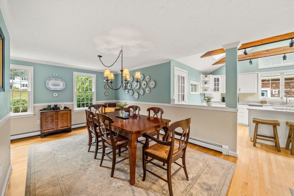 Single Family Residence at 2 Silver Lake Dr, Kingston MA 02364, Kingston, photo 7 of 31