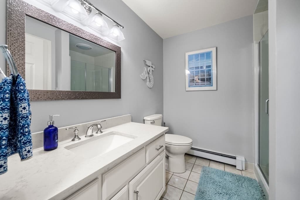 Single Family Residence at 2 Silver Lake Dr, Kingston MA 02364, Kingston, photo 15 of 31