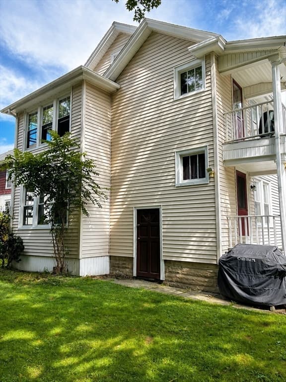 Multi Family at 10-12 Dewey Ct, Northampton MA 01060, Northampton, photo 22 of 25