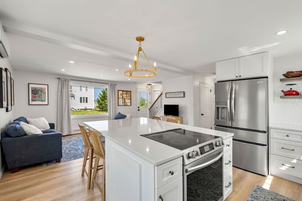 Single Family Residence at 133 Old Point, Newburyport MA 01950, Newburyport, photo 6 of 42