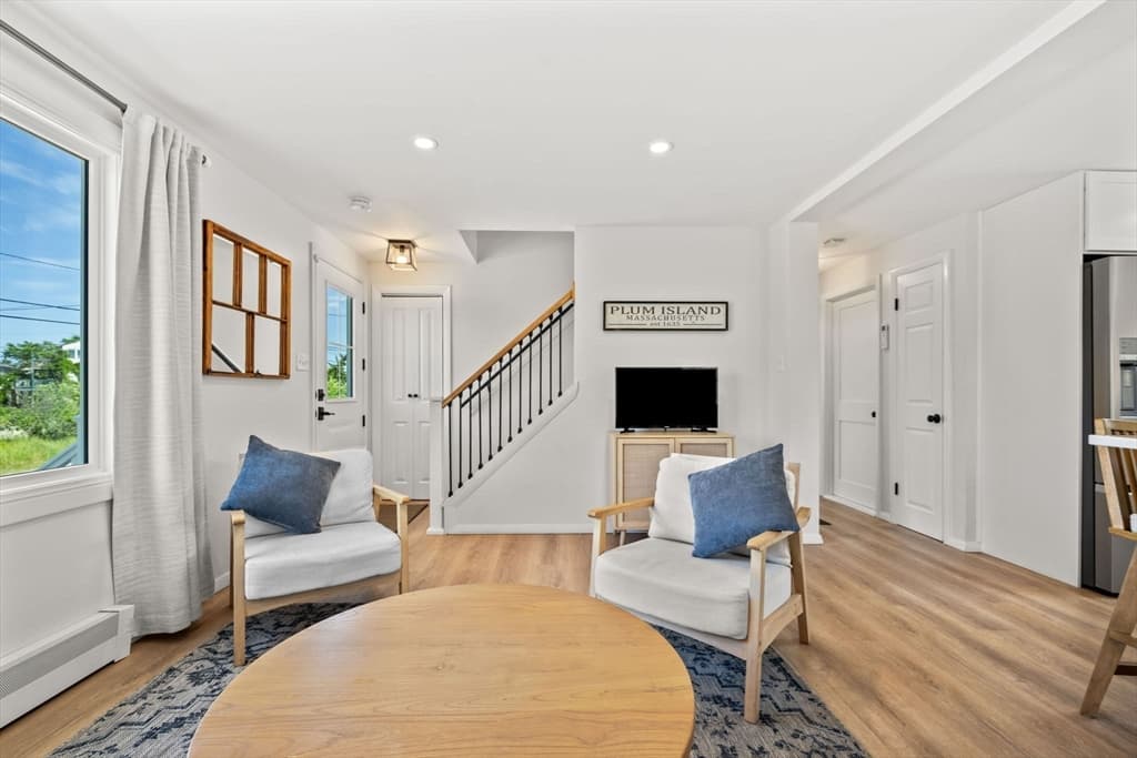 Single Family Residence at 133 Old Point, Newburyport MA 01950, Newburyport, photo 9 of 42