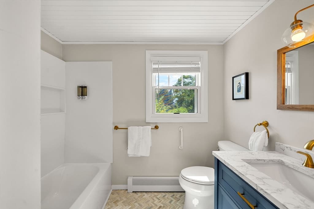 Single Family Residence at 133 Old Point, Newburyport MA 01950, Newburyport, photo 19 of 42