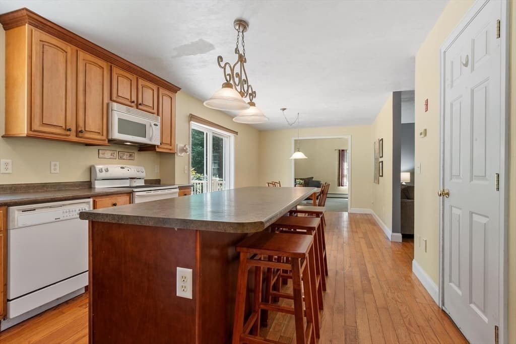 Single Family Residence at 25 Williamsville Rd, Phillipston MA 01331, Phillipston, photo 10 of 39