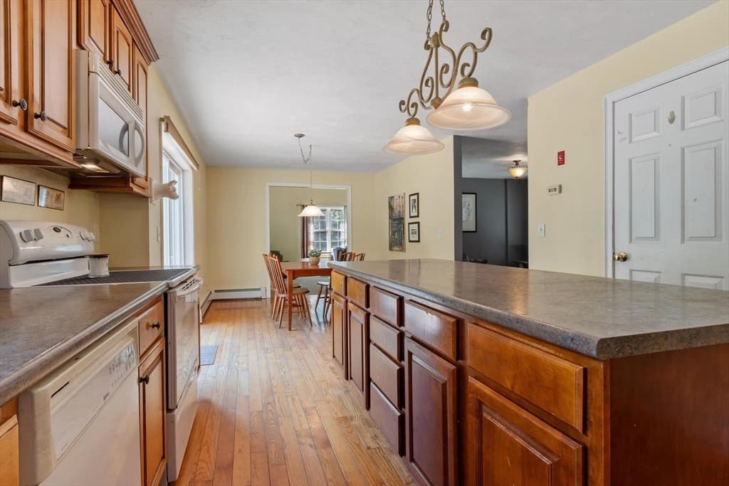 Single Family Residence at 25 Williamsville Rd, Phillipston MA 01331, Phillipston, photo 11 of 39
