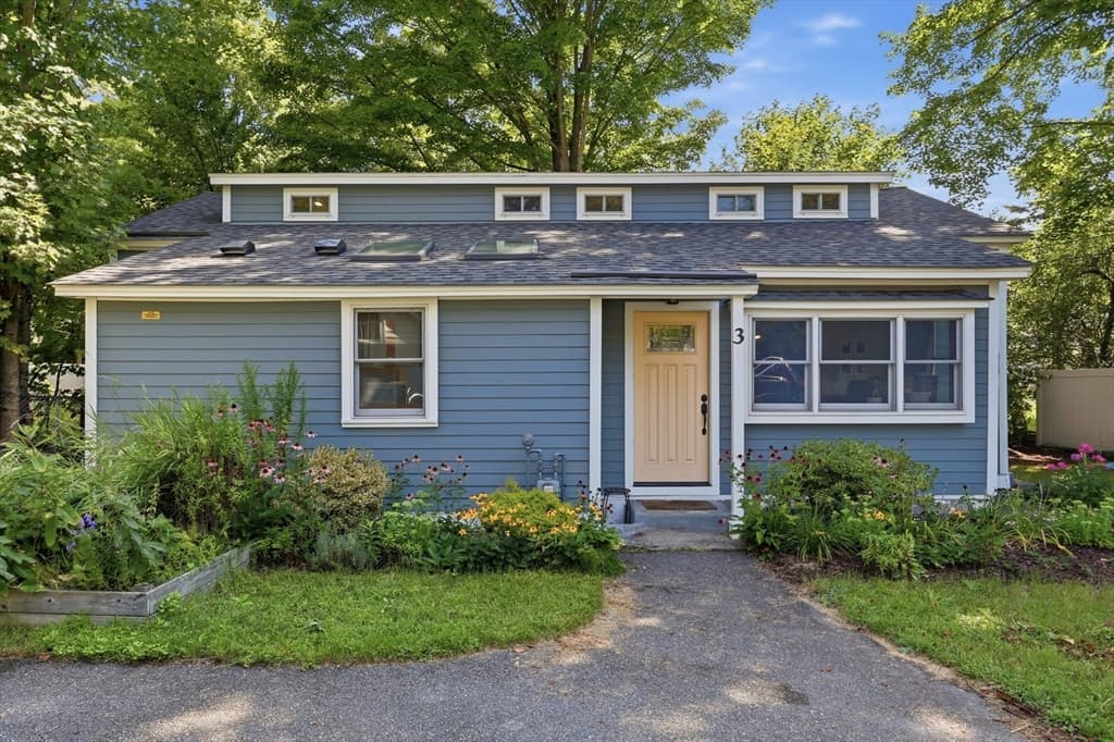 3 Benjamin Road, Shirley MA 01464