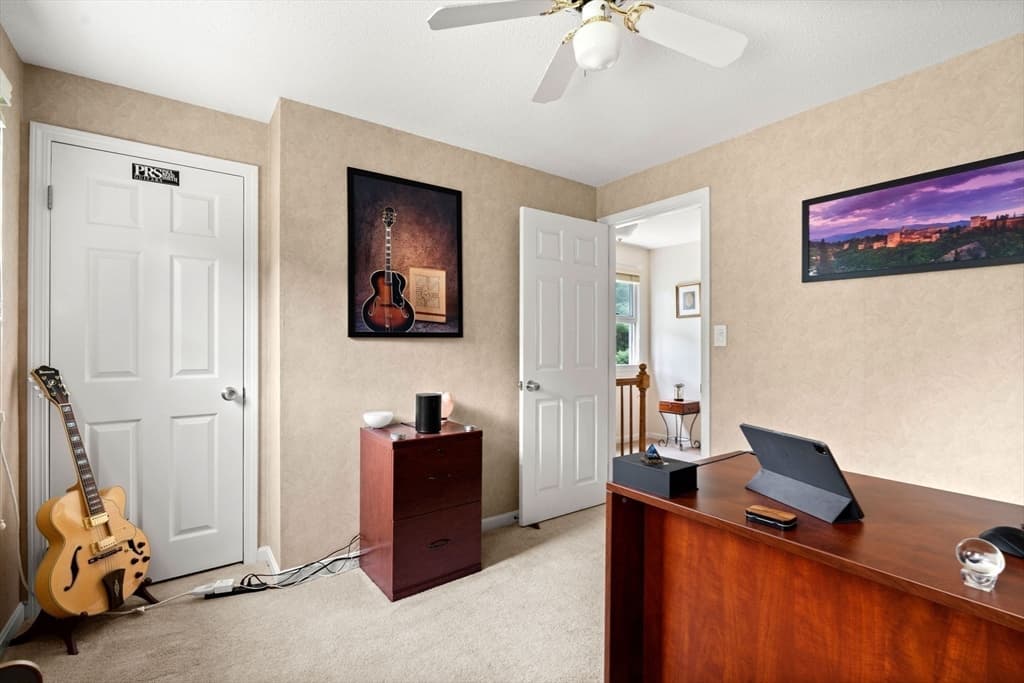 Single Family Residence at 82 Keystone Ln, Billerica MA 01821, Billerica, photo 24 of 31