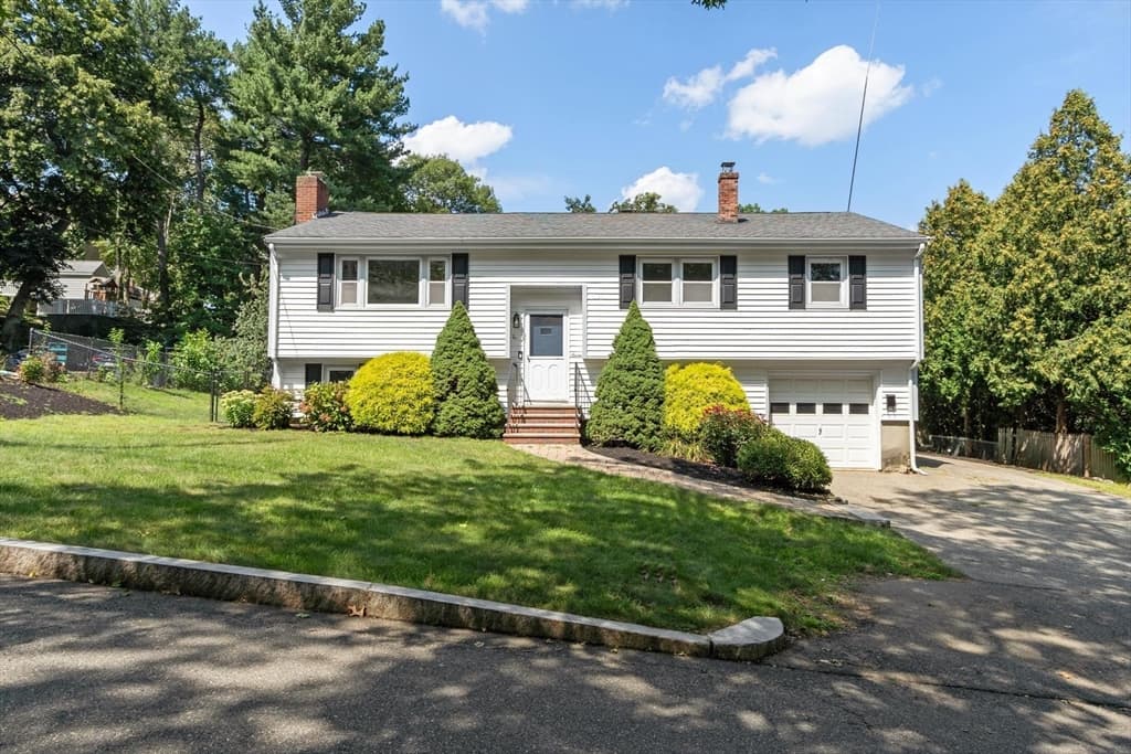 7 Locust Street, Reading MA 01867