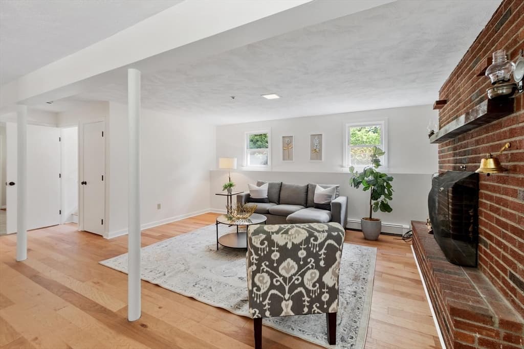 Single Family Residence at 7 Locust Street, Reading MA 01867, Reading, photo 31 of 40