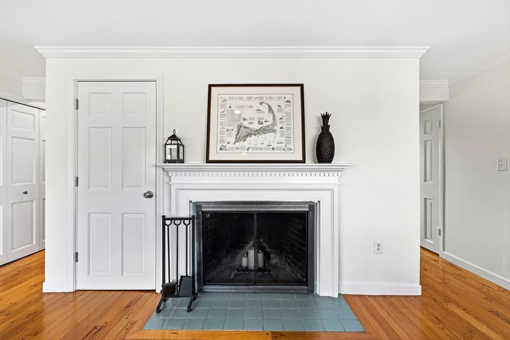 Single Family Residence at 2 Mariners Ln, Marblehead MA 01945, Marblehead, photo 11 of 28
