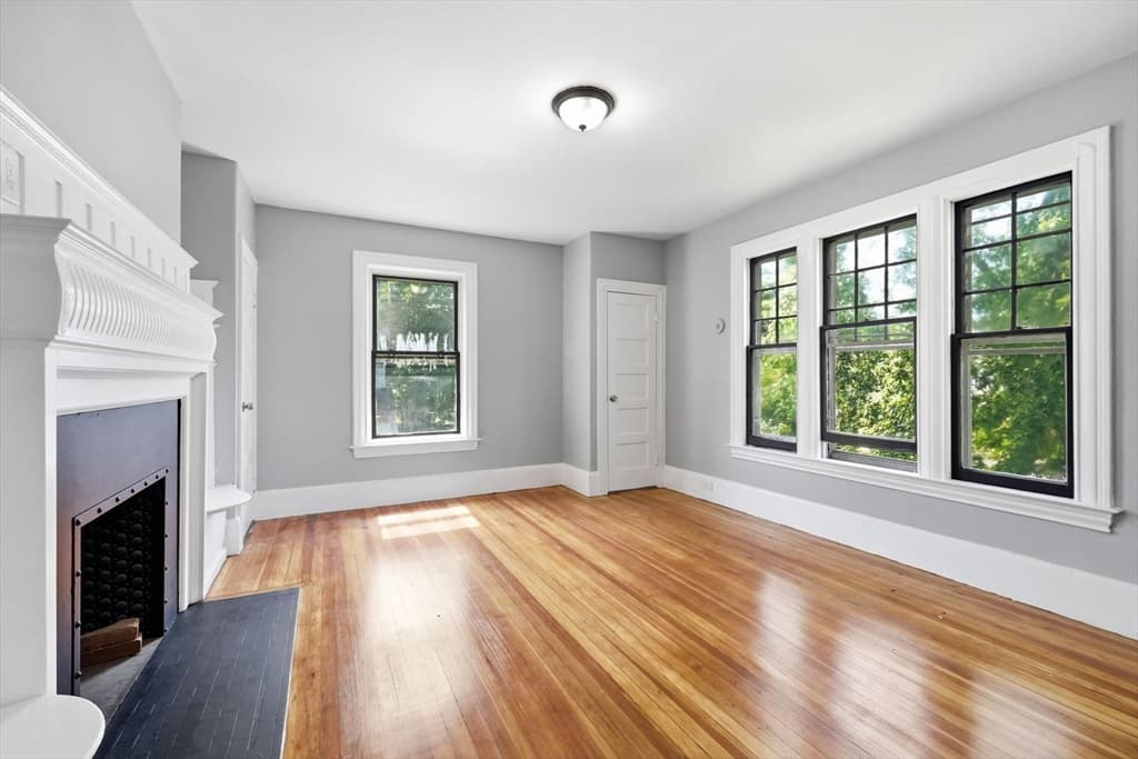 Single Family Residence at 43 Cornell St, Springfield MA 01109, Springfield, photo 25 of 27