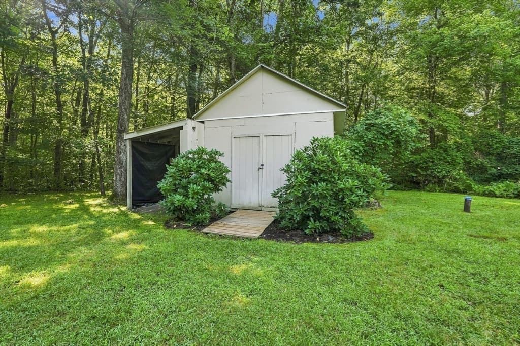 Single Family Residence at 55 North St, Belchertown MA 01007, Belchertown, photo 6 of 37