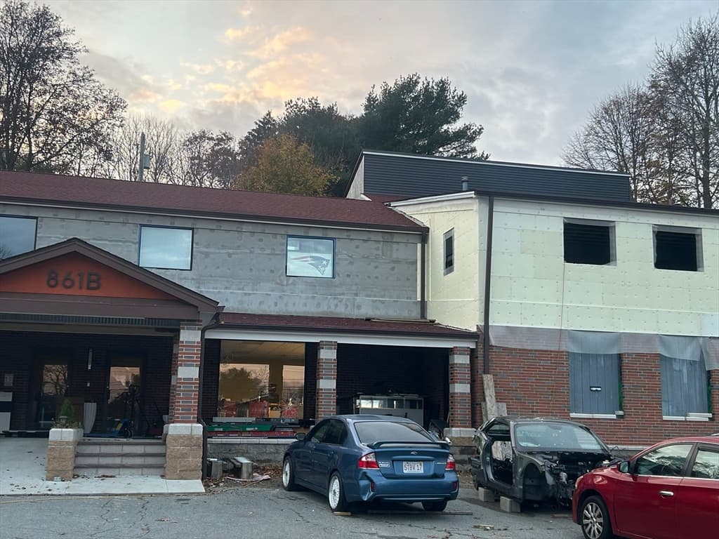 Commercial Sale at 861B Ashley Blvd, New Bedford MA 02745, New Bedford, photo 3 of 10