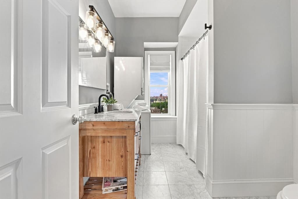 Condominium at 77 Old Harbor St # 3, Boston MA 02127, Boston, photo 15 of 31
