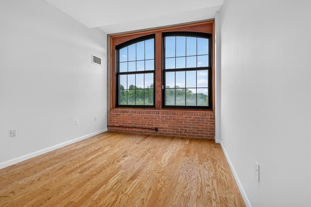 Condominium at 1243 Adams Street # 303, Boston MA 02124, Boston, photo 14 of 22