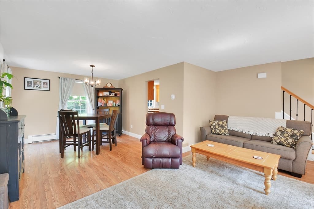 Single Family Residence at 141 Farm Hill Rd, Leominster MA 01453, Leominster, photo 7 of 34