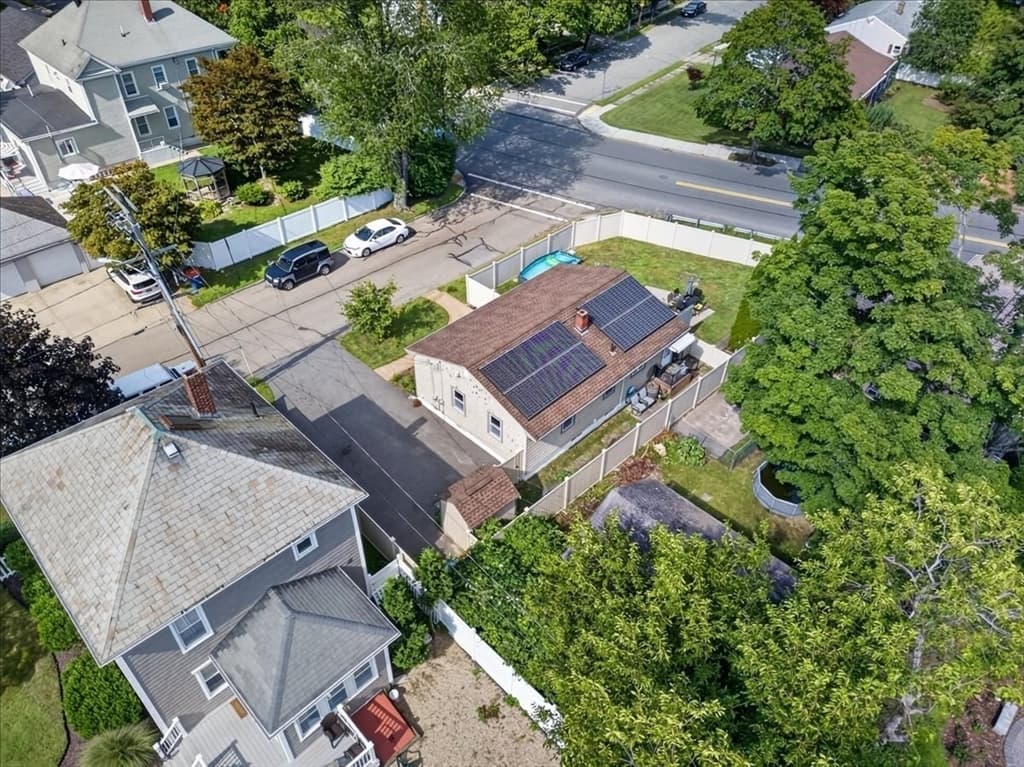 Single Family Residence at 6 Pontiac St, New Bedford MA 02745, New Bedford, photo 27 of 30