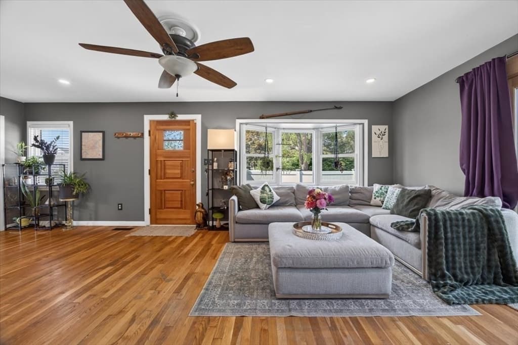 Single Family Residence at 6 Pontiac St, New Bedford MA 02745, New Bedford, photo 5 of 30