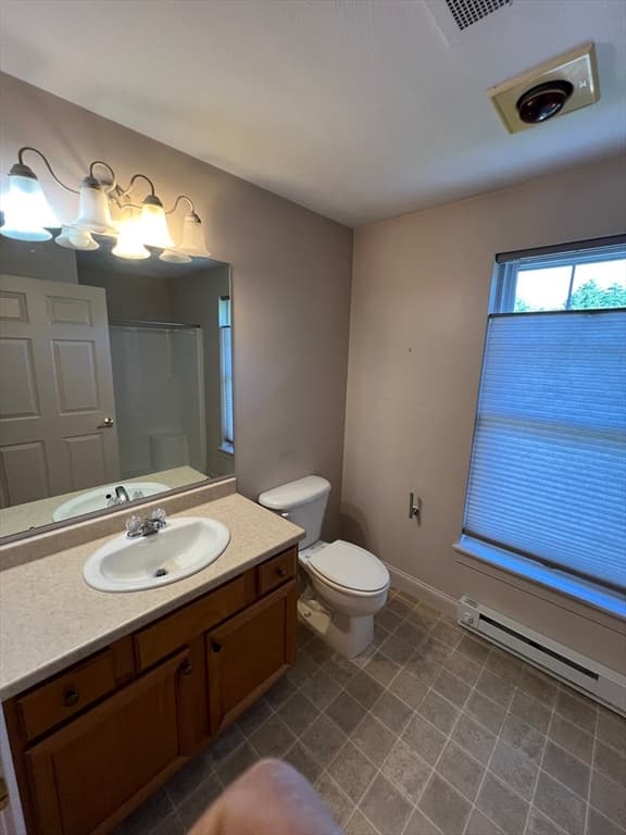 Condominium at 7 Crescent Way # 319, Sturbridge MA 01518, Sturbridge, photo 11 of 27