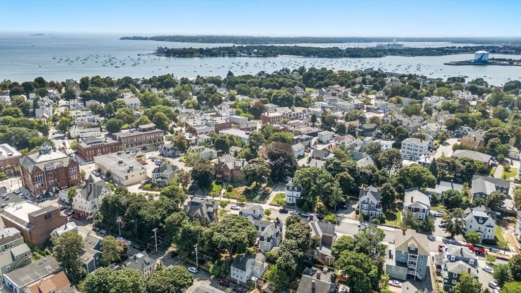 Condominium at 26 Wallis Street # 1, Beverly MA 01915, Beverly, photo 32 of 40