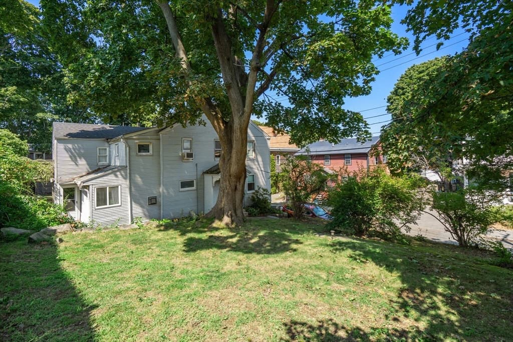 Condominium at 26 Wallis Street # 1, Beverly MA 01915, Beverly, photo 25 of 40