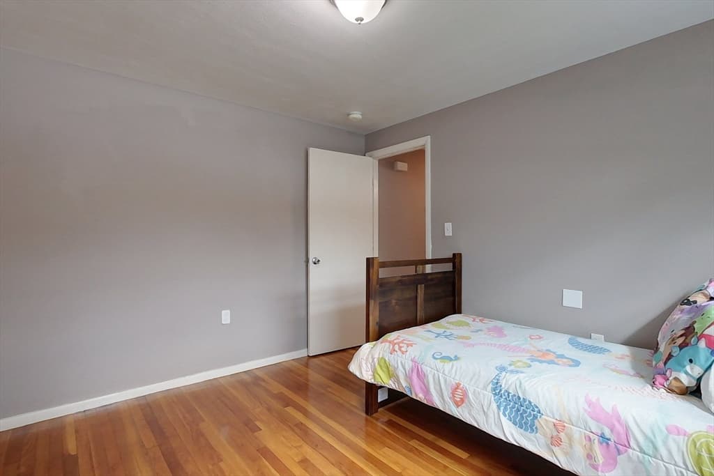 Single Family Residence at 138 Rea St, Lowell MA 01852, Lowell, photo 16 of 30
